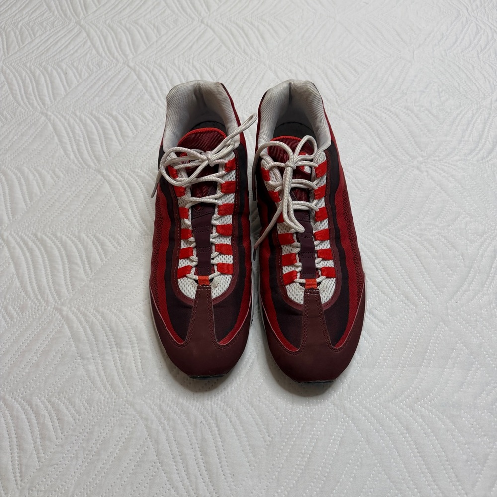 Nike Air Max 95 Jacquard University Red Low Top Athletic Shoes. Size 12 - Picture 2 of 8